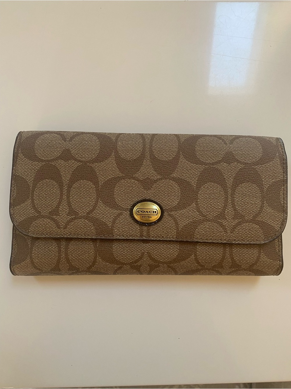 Legacy Signature Coach wallet with checkbook holder khaki/mahogany NWT